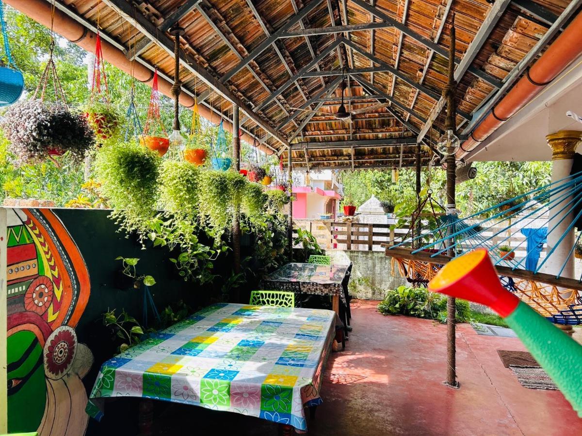 Marari Beach Cleetus Homestay Mararikulam Exteriör bild